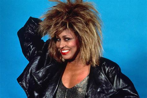 tina turner without wig|Tina Turners Stylist Reveals She Sewed Her Own Wigs